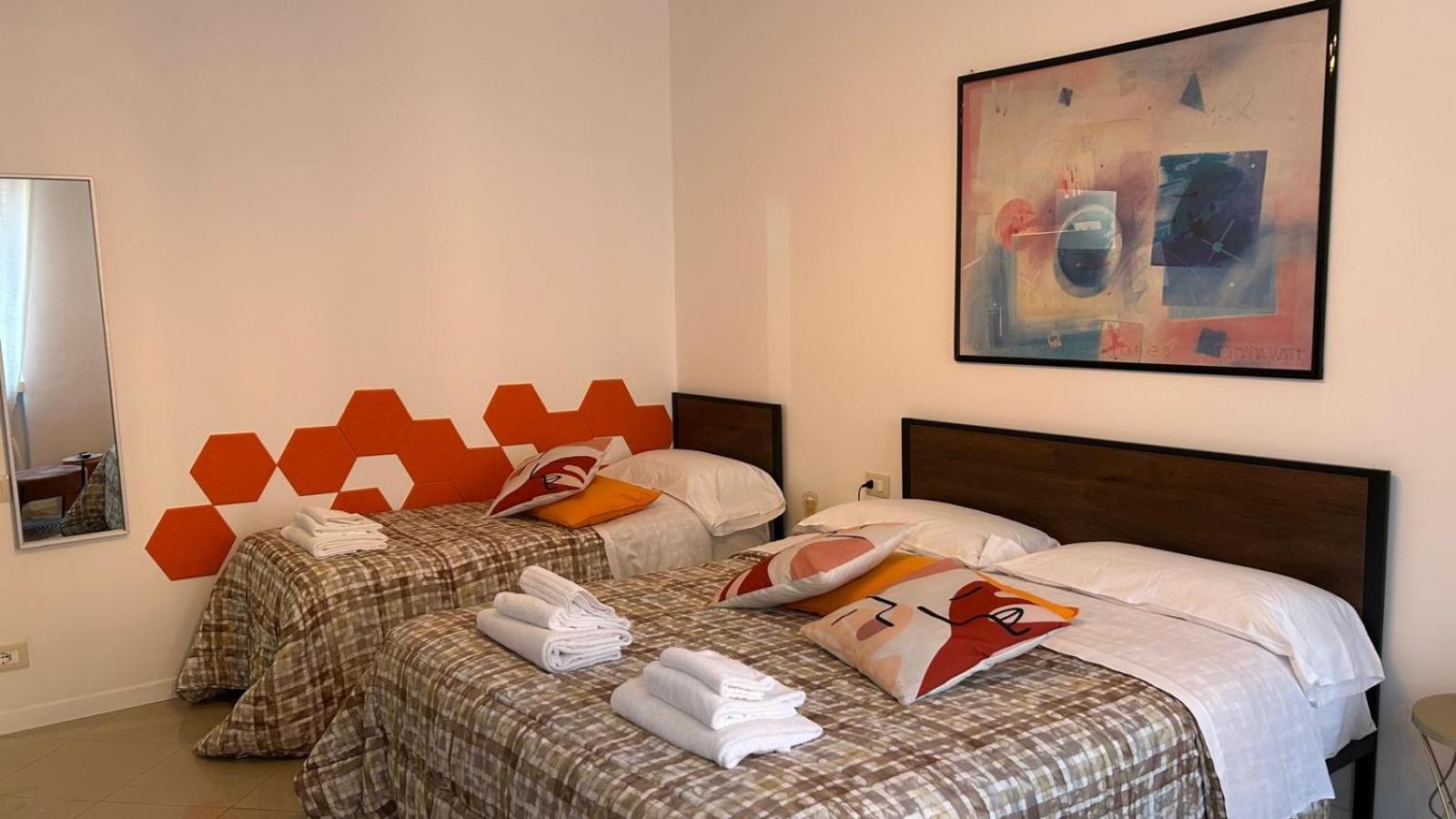 Comfort Accommodation Suite & Le Camere Bergamo Exterior photo